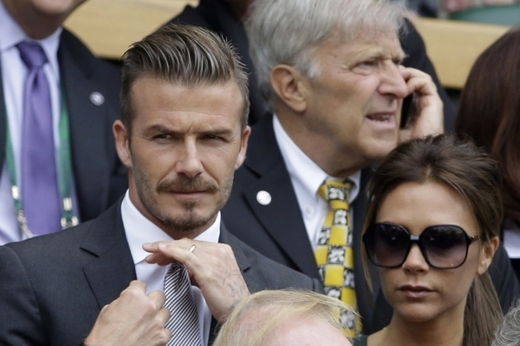 Wimbledon si loni nenechal ujít ani fotbalista David Beckham se svou ženou Victorií.