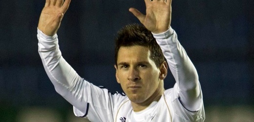 Argentinský fotbalista Lionel Messi doplatil deset milionů eur (asi 259 milionů korun), aby urovnal daně za roky 2010 a 2011.