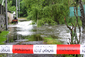 Rozvodněný Zlatý potok v Dobroníně na Jihlavsku dosáhl v úterý třetího stupně povodňové aktivity.