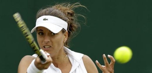 Petra Cetkovská postoupila do třetího kola Wimbledonu.
