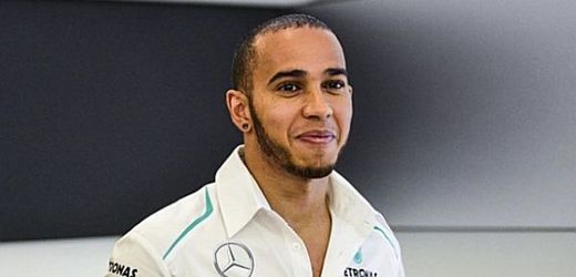 Lewis Hamilton je před nedělní VC Velké Británie hodně natěšený.