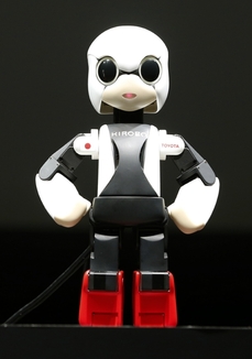 Robot má být mluvícím společníkem astronauta Koičiho Wakaty.
