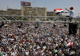 Snímek z demonstrace v Egyptě.