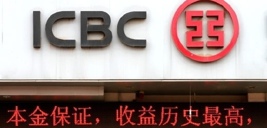 Industrial and Commercial Bank of China (ICBC) vede žebříček největších bank světa.