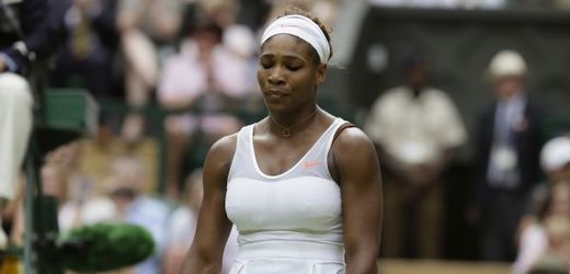 Serena Williamsová je smutná, vypadla se Sabine Lisickou.
