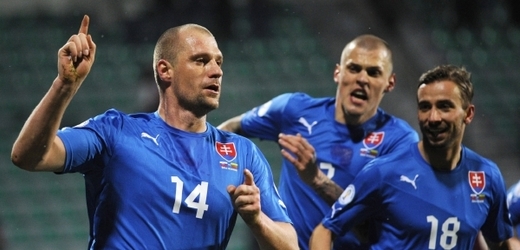 Slovenští fotbalisté se mohou těšit na nového trenéra.