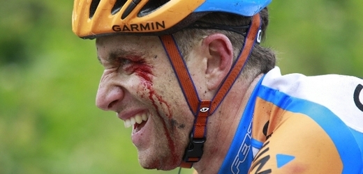 O krvavé šrámy není na Tour de France nouze.