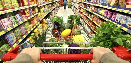 Trh supermarketů se v ČR koncentruje do vlastnictví tří zahraničních řetězců - Aholdu, REWE a Tesco Stores (ilustrační foto).