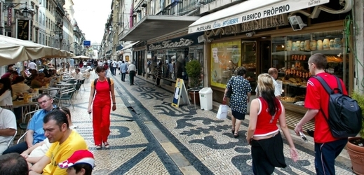 Umělecké chodníky v lisabonských ulicích ohrožuje úsporná politika.