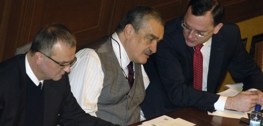 Karel Schwarzenberg, Miroslav Kalousek a Petr Nečas.