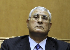 Nový egyptský prezident Adlí Mansúr.