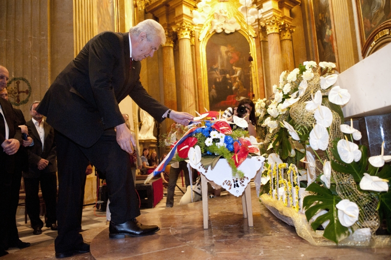 Program Dnů lidí dobré vůle je letos věnován oslavám 1150. výročí příchodu věrozvěstů Cyrila a Metoděje na Velkou Moravu. Oslavy začaly 4. července, kdy je rovněž poctil svojí návštěvou prezident Miloš Zeman.