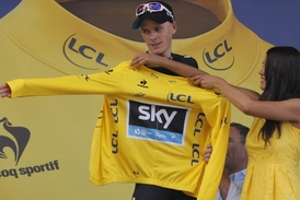 Průběžným lídrem nejslavnějšího cyklistického závodu je zatím Brit Christopher Froome.