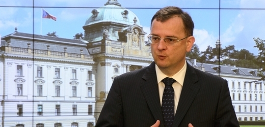 Premiér v demisi Petr Nečas.