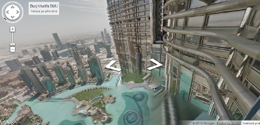 Pohled na Dubaj ze 73. patra.
