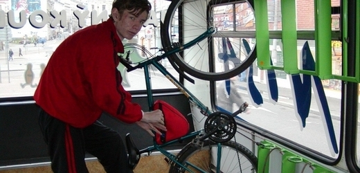 Cyklobusy využívá stále více cyklistů (ilustrační foto).