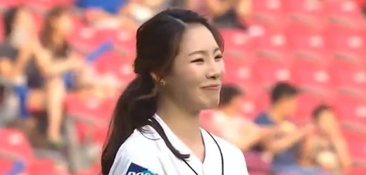 Bývalá jihokorejská reprezentantka v gymnastice Shin Soo-Ji.