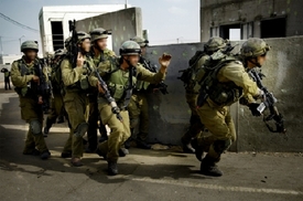 Speciální jednotka cvičená k boji s Hizballáhem.