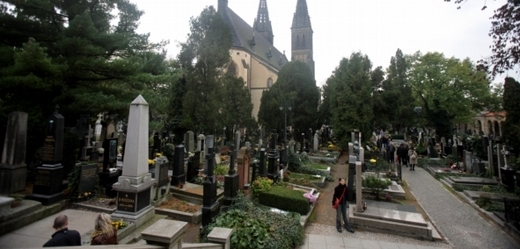Vyšehradský hřbitov v Praze.