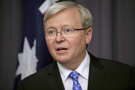 Premiér Kevin Rudd.
