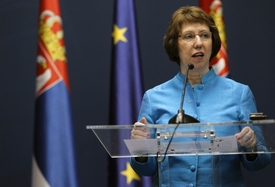 S kompromisem přišla minulý týden šéfka unijní diplomacie Catherine Ashtonová.