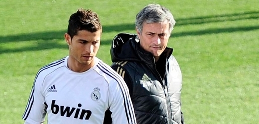Dva Portugalci, o kterých se stále mluví. Cristiano Ronaldo a José Mourinho.