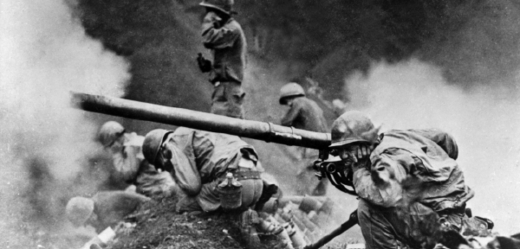 Američtí vojáci v boji proti Severkorejhcům (1951).