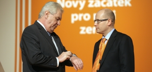 Miloš Zeman (vlevo) a Bohuslav Sobotka.