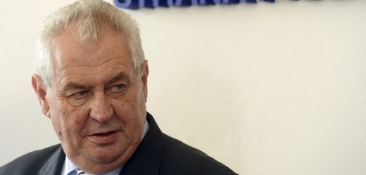 Prezident Miloš Zeman prý nechává Prahu zaplavit členy strany SPOZ.