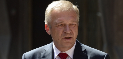 Ministr obrany Vlastimil Picek.