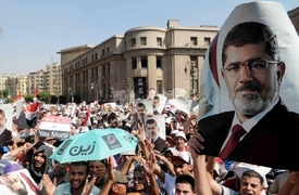 Demonstrace přívrženců Mursího po jeho svržení nepřestávají.
