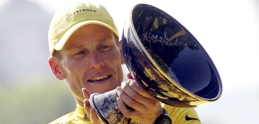 Lance Armstrong kvůli dopingové aféře přišel o všechny tituly z Tour de France.
