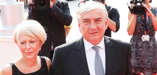 Herec Miroslav Donutil s manželkou.