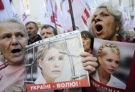 Vězněná Tymošenková má stále věrné příznivce.