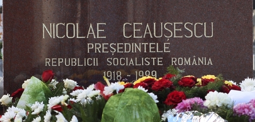 Hrob socialistického prezidenta Nicolae Ceaušescu v Bukurešti.