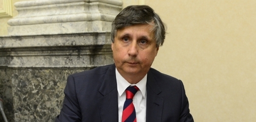 Ministr financí Jan Fischer nehodlá kandidovat za SPOZ.