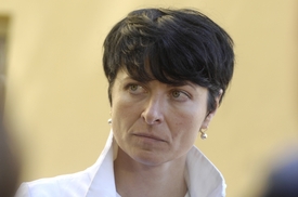 Spor bude muset rozhodnout Lenka Bradáčová.