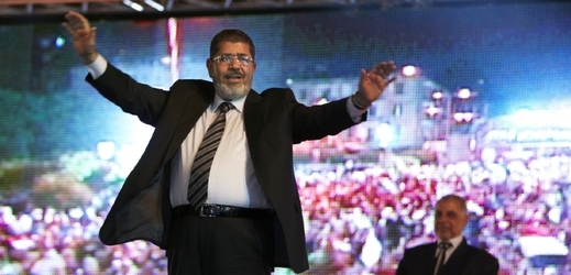 Muhammad Mursí je obviněn z vražd a špionáže.