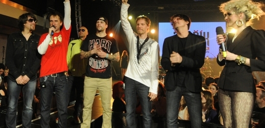 Skupina Chinaski při předávání hudebních cen Žebřík 2012.