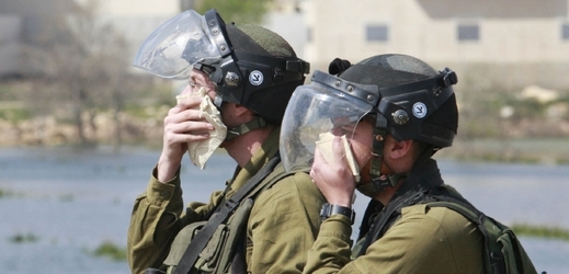 Izraelští vojáci neodolali slavnému hitu a šli ve službě na diskotéku (ilustrační foto).