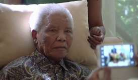Mandela v nemocnici.
