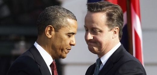 Barack Obama (vlevo) a David Cameron.