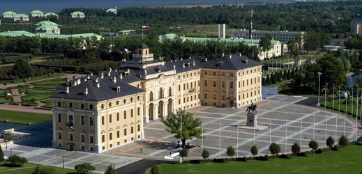 Hlavním dějištěm summitu se stane Konstantinovský palác.