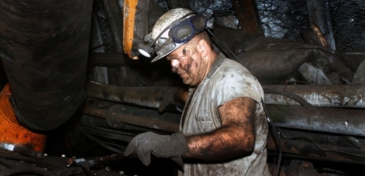 Odbory horníků dostaly nové smlouvy.