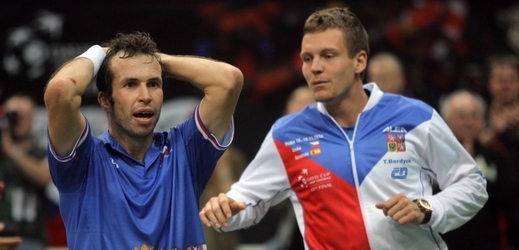 Radek Štěpánek (vlevo) a Tomáš Berdych.