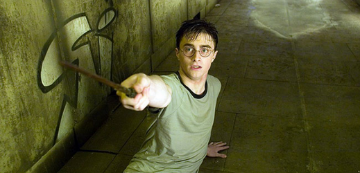 Warner Brothers  již natočilo osm snímků o Harrym Potterovi.