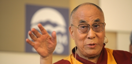 Dalajlama nelituje, že se nesetkal s prezidentem. Sám se ale označil za revolucionáře.