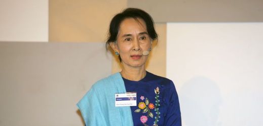 Do Aun Schan Su Ťij.