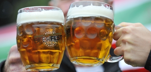 Nyní je v Česku 189 malých pivovarů. Do čtyř let by jich mělo být až 300 (ilustrační foto).