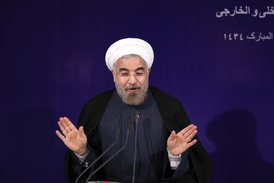 Smíření a vyjednávání napomohl iránský prezident Hasan Rouhani.